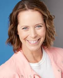 Mandy Kaye's Instagram, Twitter & Facebook