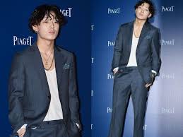 Next day delivery available and free returns on all orders. 5 Fashion Staples Korean Stars Wear For The Perfect Event Ready Look Soompi