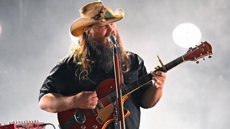 Chris Stapleton Wrote a New Song During a Rain Delay—Then Played It Live  for Fans Who Never Left - American Songwriter