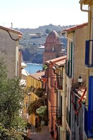 Vue Du Clocher De Collioure Depuis Le Cnec Voyage En France Belle France Visite Guidee
