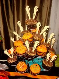Halloween Cupcakes Halloween Candy Table Candy Table Halloween Cupcakes
