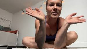 Felice Herrig on X: Felice Herrig is live now! t.coTFT4iEhgP0  t.covcFondKBDT  X