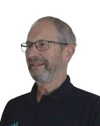 Maurice Upton's Instagram, Twitter & Facebook