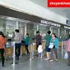 Bệnh viện đại học y dược đã phong tỏa khoa này và lấy mẫu xét. 1