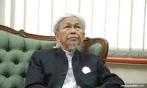 Nasihat dari tgna (tok guru nik abdul aziz nik mat) sampaikan sebarkan untuk sebarang pertanyaan & perkhidmatan. To Me Tok Guru Nik Aziz Is A Saint Mocs