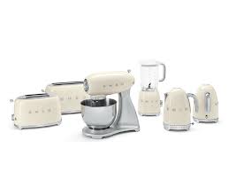 Smeg Fab32rvn1 Google Sok Retro Kitchen Appliances Appliances Small Appliances