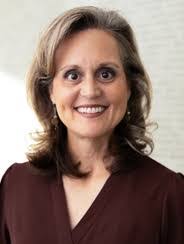 Karen Slater's Instagram, Twitter & Facebook