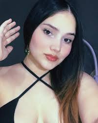 Arleth Garcia's Instagram, Twitter & Facebook