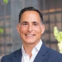 Stacy Selig's Instagram, Twitter & Facebook