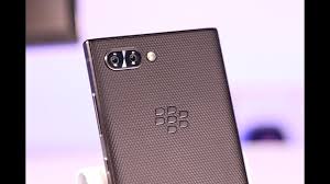 قدمت شركة بلاك بيري blackberry الهاتف الذكي بلاك بيري كيرف blackberry curve 9220 ، بنظام تشغيل اندرويد 4، و شاشة 5.3 بوصة ، ومعالج احادي النواه. Ù…Ø±Ø§Ø¬Ø¹Ø© Ù‡Ø§ØªÙ Blackberry Key 2 Youtube
