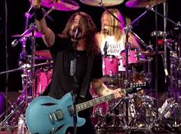 It was the first single from the group's 2007 album echoes, silence, patience & grace. Foo Fighters The Pretender Live In Antikem Ambiente Classic Rock