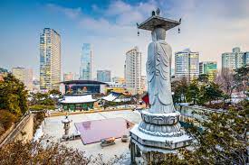 South koreans have so meticulously blended western influences with their home influences, it is a masterclass for every brand that desires to be both culturally relevant and economically potent. High Context Culture What Pr Pros Need To Know About South Korea