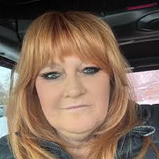 Hairdresser in Riverside area for home visits