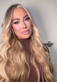 New hair by the amazing 💇🏼‍♀️@Kassidy Rucker . . . . . . . .  #makeuptransformation #makeupartist #makeup #makeuptutorial #makeuplooks  #makeuplover #mua #makeupideas #makeupaddict #makeuplook ...