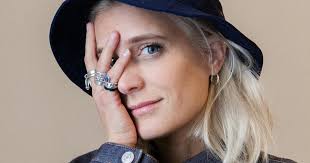 Marie Papillon : "Quand Marion Cotillard a reposté ma vidéo, j'ai cru qu'il  s'agissait d'un faux compte !"