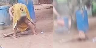 Sahara Reporters on X: Woman Caught In Disturbing Viral Video Assaulting,  Brutalising Her Aged Mother Who Was Stripped Naked Arrested By Anambra  Police, Victim Rescued | Sahara Reporters t.coSYHKblGTRU  t.conGlST3xBl7  X
