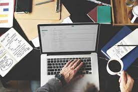 Hire the Best Essay Writers within your Budget to Improve your Grades |  Learn Engl