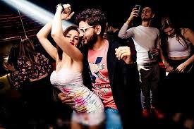 That said and done, it may not have all that much to offer you if you are an international traveller. What Is Nightlife Like In Bangalore India Quora