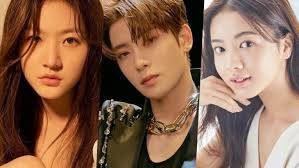 Sebelumnya, kim sae ron memutuskan untuk mengundurkan diri dari produksi spin off dari web drama populer tepat pada hari ini, senin, 19 oktober 2020, kbs mengumumkan jajaran pemain drama dear.m yang bertabur bintang. Kim Saeron Mundur Dari Peran Seo Jimin Dalam Drama Dear M Merahputih