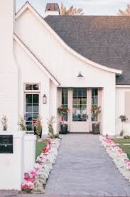 Top Phoenix Life And Style Blogger Love And Specs Unique House Design Beautiful Homes House Exterior