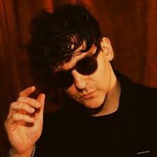 Find musicians who like Fantastic Cat