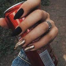 Las mejores ideas para tener unas uñas acrílicas hermosas de una manera muy sencilla y rapida. Pin En Unas Negras 2020