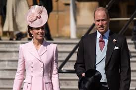 A frank and candid interview on the day the duke and duchess of cambridge announced their engagement. Prince William Treated Kate Middleton Like Servant On Tight Leash While Dating Mirror Online