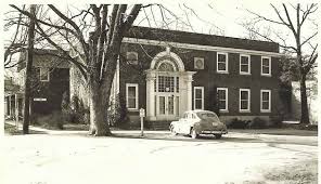 The Building At Church And Dominion When It Was Still A Bank Town Of Vienna Vienna Virginia