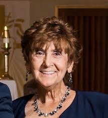 Barbara Topham's Instagram, Twitter & Facebook