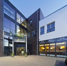 Each airline has different policies for traveling with a pet, although almost all airlines require the carrier to allow your pet enough space to stand up, turn around, and lie down, and must fit underneath the seat. Top Pet Friendly Hotels In Papenburg Lower Saxony De