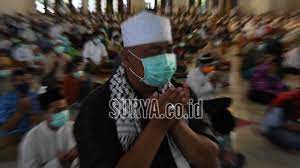 Doa Tolak Bala Dan Qunut Nazilah Agar Terhindar Dari Musibah Dibaca Setelah Shalat Lima Waktu Surya Co Id