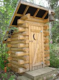 Rustic country farmhouse outhouse bathroom decorating tips and diy ideas. 19 Practical Outhouse Plans For Your Off Grid Homestead