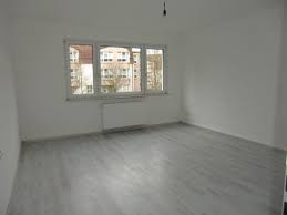 Kaltmiete 360,00 € zimmer 3.5 fläche 63 m². 3 Zimmer Wohnung Zu Vermieten Helmholtzstrasse 9 45143 Essen Altendorf Mapio Net