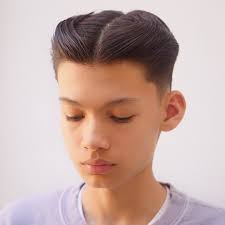 Pin Op Center Part Curtains Hairstyle