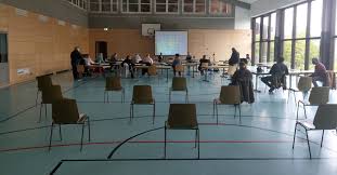 Ungernes julegave/hilsen til eleverne på bjergsnæs efterskole mange har spurgt, hvad der mon sker hos ungerne, og her må vi bare sige, at vi har nydt vores succes og. Prasenzveranstaltungen Ungerne Rainer Gerhards De