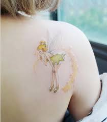 Pembuatan tato di dada wanita gambar tato sayap. Kumpulan Foto Seni Lukis Tato 3d Yang Memukau