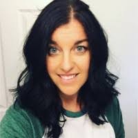 Lacey Mckay's Instagram, Twitter & Facebook