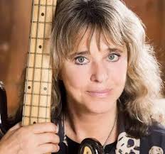 Happy 75th Birthday To Iconic Suzi Quatro💯🎂🍰 Susan Kay Quatro is an  American singer, songwriter, bass guitarist, and actress. Rising to fame in  the 1970s, she achieved international success with hits like
