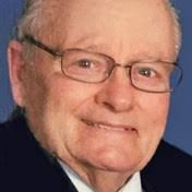 Warren Everson's Instagram, Twitter & Facebook