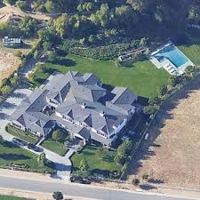 The whole house was decorated with flowers. Kylie Jenner S House In Hidden Hills Ca Google Maps 5