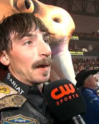 Eight seconds of power delivers a thrilling 89.25 score