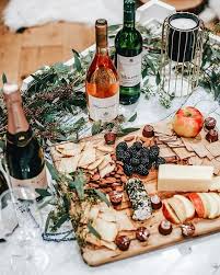 Madelsabend Essen In 2020 Wein Nacht Weinproben Party Essen Und Wein