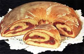 Ein Einfaches Und Geniales Ddr Rezept Fur Kirschrolle Findest Du Hier Viel Spass Beim Zubereiten Und Geniessen Rezepte Ddr Rezepte Lebensmittel Essen