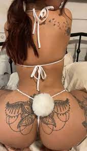 Victoria Carmen - The American cake 🍰 - HandFUK