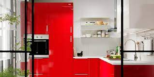 Pour ce style de cuisine, un rouge carmin, bordeaux. Quelles Couleurs Associer Dans Une Cuisine Rouge Marie Claire