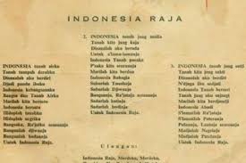 Lagu ini pertama kali diperkenalkan oleh komponisnya, wage rudolf soepratman, pada tanggal 28 oktober 1928 pada saat kongres pemuda ii di batavia. Lirik Lagu Indonesia Raya 3 Stanza Ciptaan Wage Rudolf Supratman Sonora Id