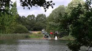 Der badesee hummelsee in hamburg hamburg mit allen freizeitangeboten und infos wie wassertemperatur, wetter, anfahrt, webcams, uvm. Hamburg Hummelsbuttel Hummelsee Naherholungsgebiet Youtube
