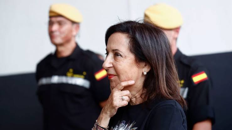 Margarita Robles comparecerá el 18 de agosto en el Senado sobre la crisis  de Ceuta