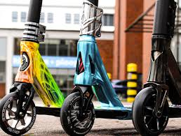 You have to research all parts, make sure they are compatible, acquire the parts and build the scooter in the end. Stunt Scooter Onlineshop Uber 25 000 Verkaufte Scooter