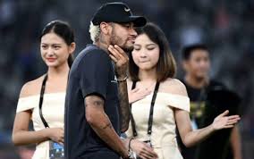 Ở cuộc đấu rạng sáng nay, psg thiếu vắng hàng loạt ngôi sao. Neymar Bá»‹ Táº©y Chay Khi Len Nháº­n Sieu Cup Phap Bao NgÆ°á»i Lao Ä'á»™ng